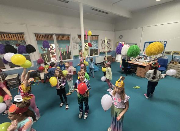 4d0a235a-51d7-43d3-9b19-d29576c7fe6d